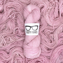 Load image into Gallery viewer, PURE CANADIAN WORSTED