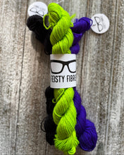 Load image into Gallery viewer, Gnettle Gnome Spooky Yarn Kit  🧙‍♀️
