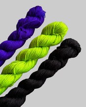 Load image into Gallery viewer, Gnettle Gnome Spooky Yarn Kit  🧙‍♀️
