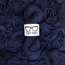 Load image into Gallery viewer, PURE CANADIAN  WORSTED
