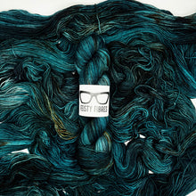 Load image into Gallery viewer, FAB DK
